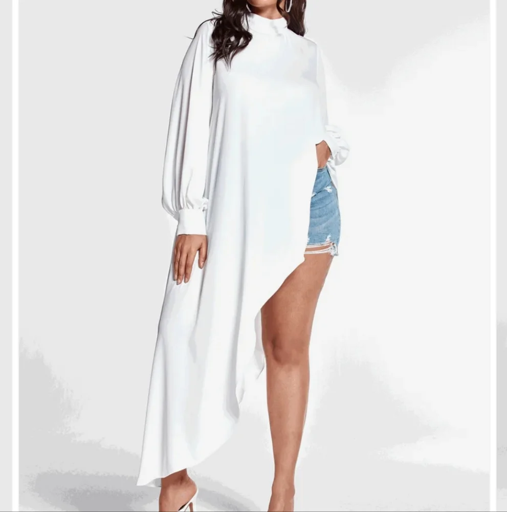 Elegant White Asymmetrical Blouse - Picture 1 of 4